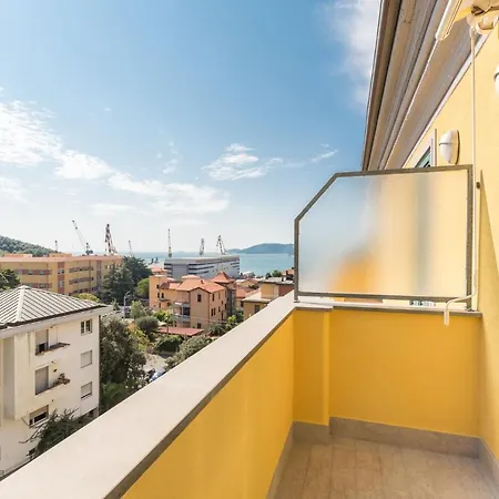 Les Câlins, Terre Marine La Spezia